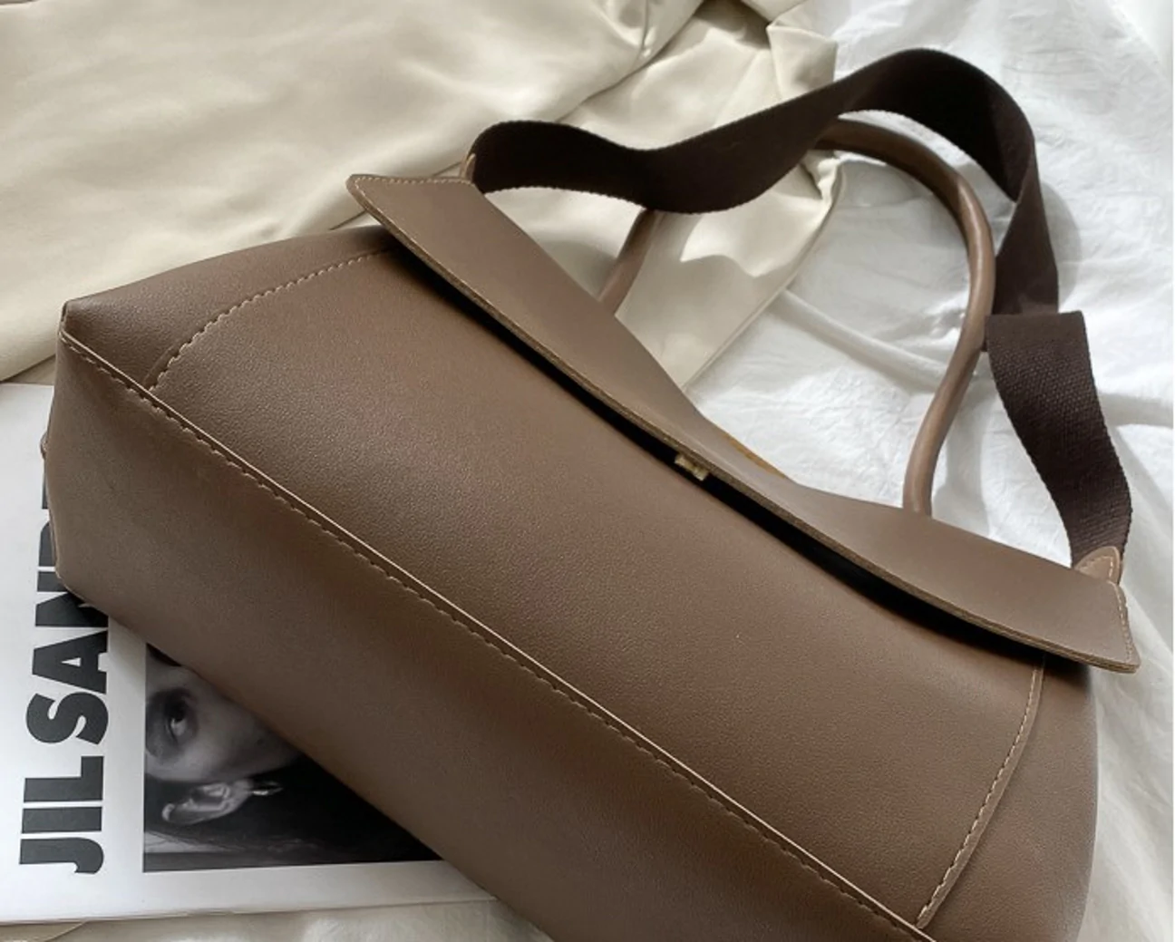 AnBeck ‘The Vintage’ mittelgroße Umhängetasche (Braun) – Bild 5