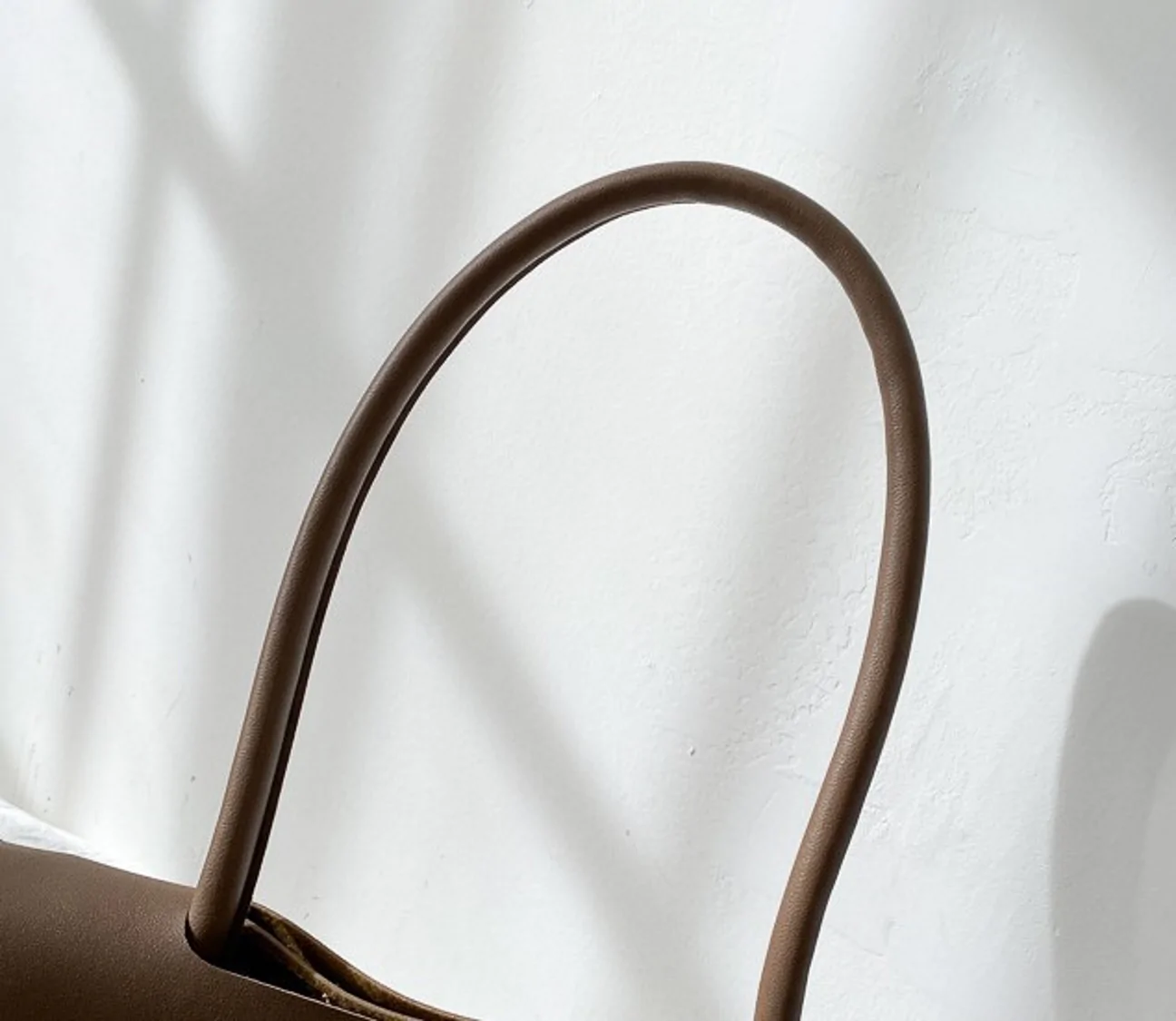 AnBeck ‘The Vintage’ mittelgroße Umhängetasche (Braun) – Bild 4