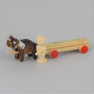 Pferdegespann mit Langholz