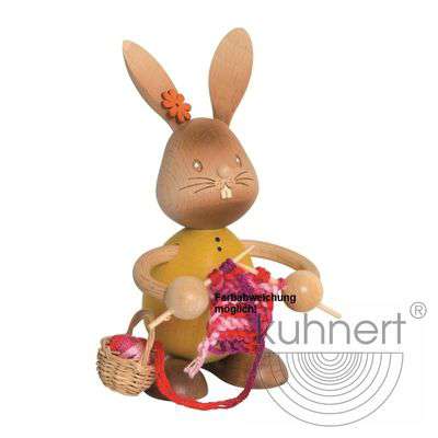 Osterhase Stupsi mit Strickzeug