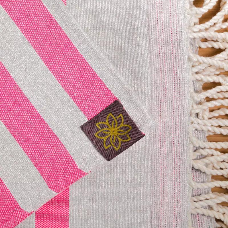 Tuch *Fouta* Hamamtuch Frottee, Neon Pink Fish 180x100cm – Bild 4