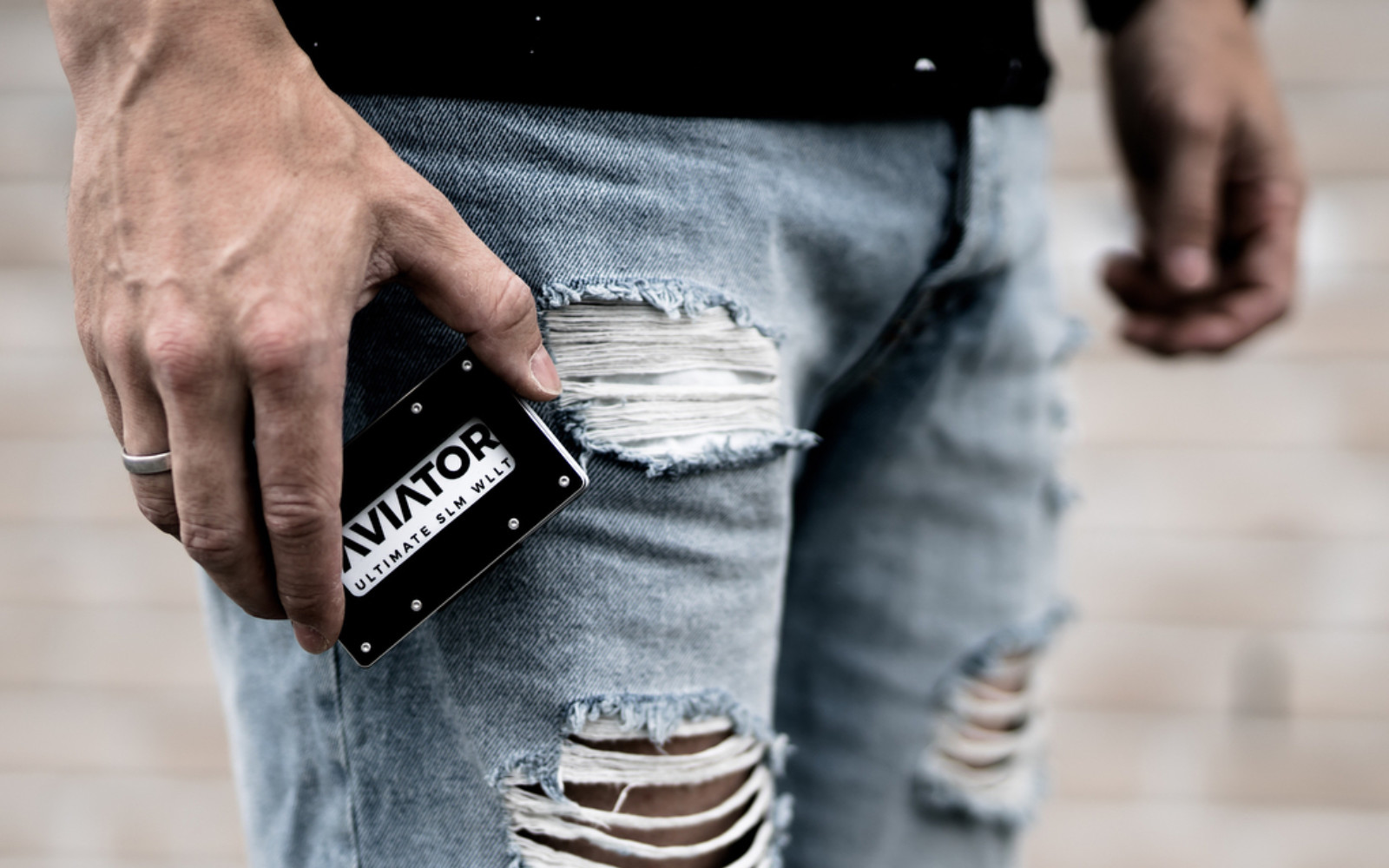 Aviator Wallet Obsidian Black | Slide – Bild 2