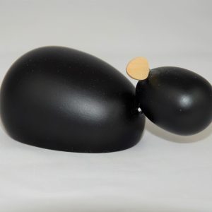 Schafbock liegend schwarz