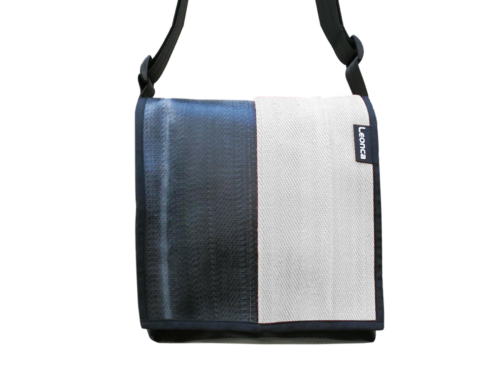 Tasche aus Feuerwehrschlauch S Hochkant