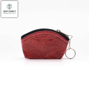 LEAF FAMILY – Vegane Tasche – als Schlüsselanhänger aus Teakblättern – Farbe : Rot